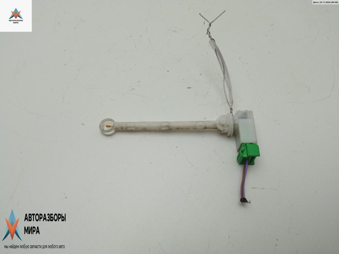 датчик температуры Volvo V70 2 поколение 2001, 2.4 л., бензин, МКПП, синий, универсал, 9171489 - фото №1