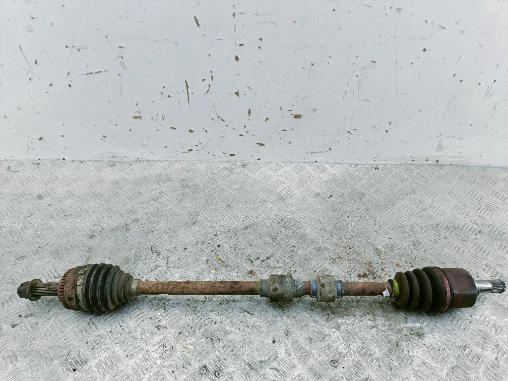 полуось передняя правая (приводной вал, ШРУС) Mitsubishi Colt 1999, 1.3 л., бензин, МКПП, красный, хетчбэк 3 дв.