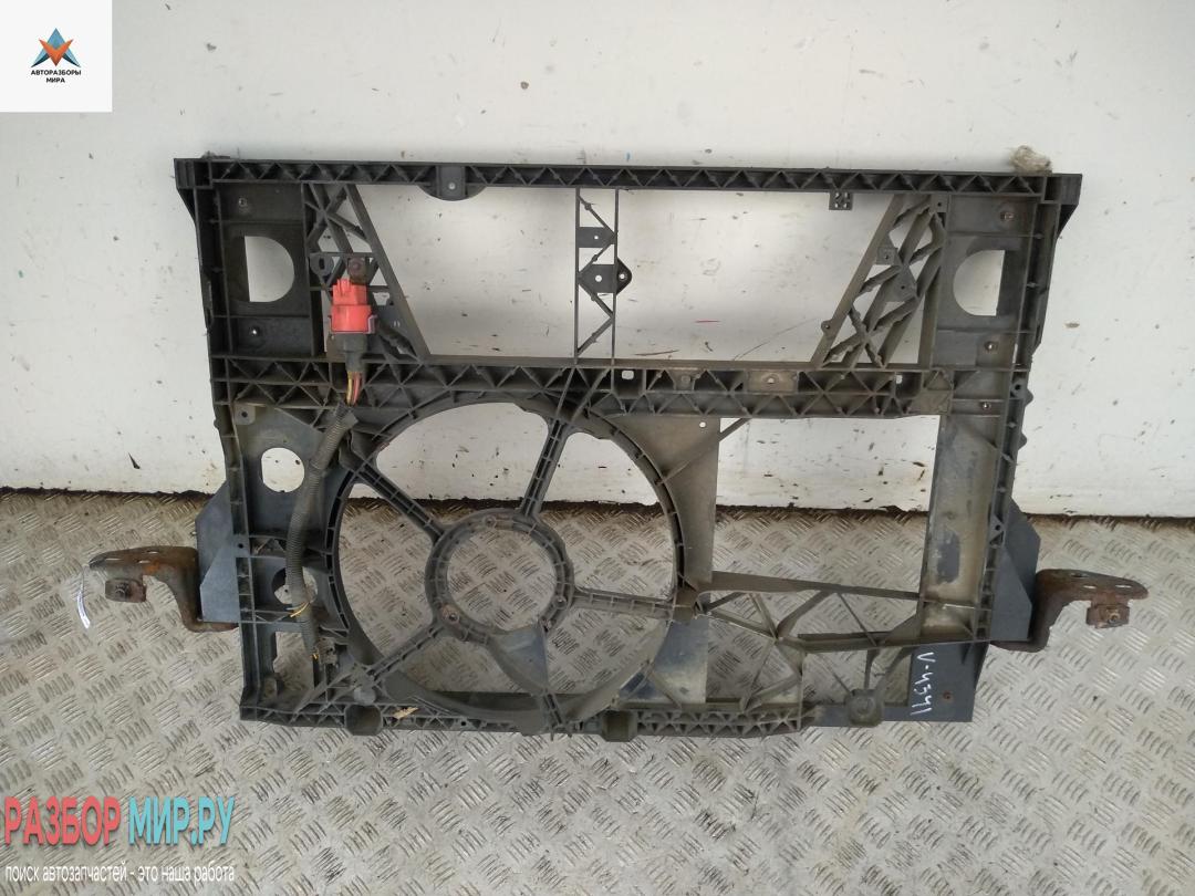 диффузор вентилятора Opel Movano A 1999, 2.5 л., дизель, МКПП, красный, микроавтобус, 7700308311 - фото №1