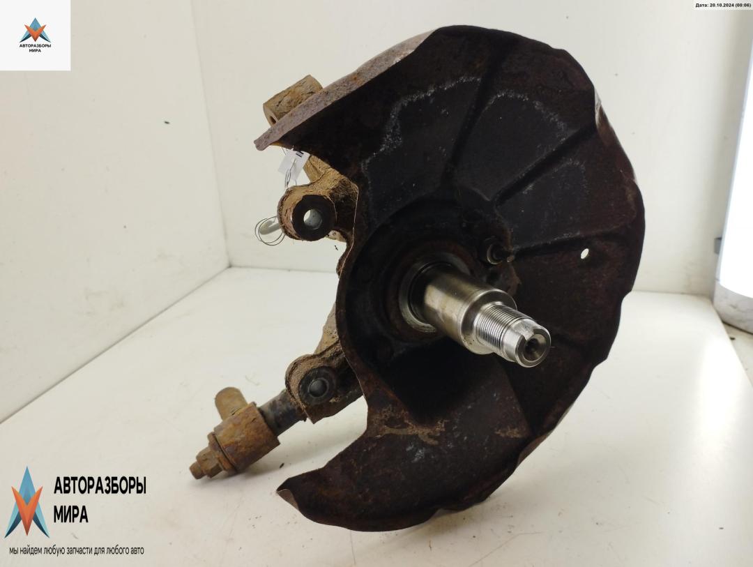 Цапфа задняя (ось ступицы) Mazda 626 GF/GW 2000, 1.8 л., бензин, МКПП, синий, универсал - фото №1