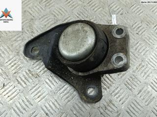 подушка крепления двигателя Ford Mondeo 2 поколение 1999, 1.8 л., бензин, МКПП, серый, хетчбэк 5 дв.