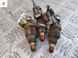 форсунка Suzuki Vitara 1 поколение 1998, 1.6 л., бензин, МКПП, красный, внедорожник 3 дв., INP-470