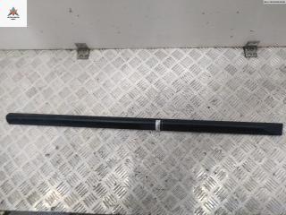 молдинг двери передней правой Audi A2 8Z 2001, 1.4 л., дизель, МКПП, серый, хетчбэк 5 дв.