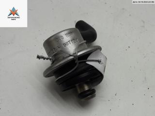 регулятор давления топлива Volkswagen Golf 4 поколение 1998, 1.6 л., бензин, МКПП, синий, хетчбэк 5 дв., 037133035H