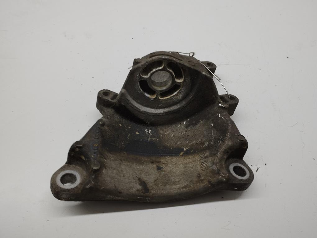 кронштейн КПП Audi A6 C5 2003, 2.4 л., бензин, АКПП, серый, универсал, 4B0399117C