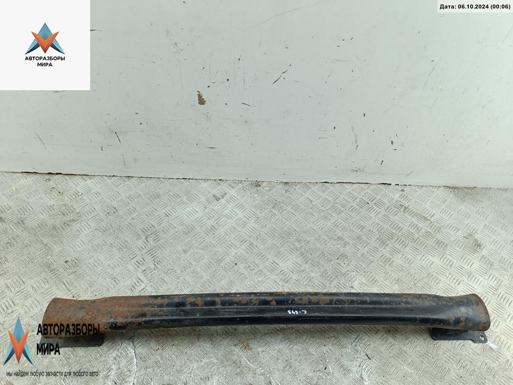 усилитель бампера заднего Ford Focus 1 поколение 1999, 1.8 л., бензин, МКПП, синий, седан - фото №1