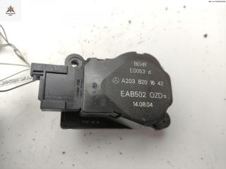 моторчик заслонки печки Mercedes-Benz E-Класс W211/S211 2004, 3.2 л., дизель, АКПП, жёлтый, универсал, 2038201642