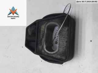 кронштейн радиатора Volkswagen Bora 1 поколение 1998, 1.6 л., бензин, МКПП, зелёный, седан, 1U0121367A