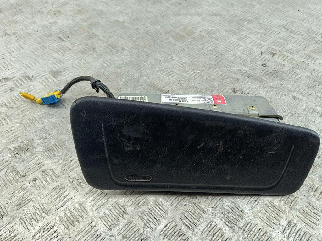 подушка безопасности пассажира Honda Civic 1999, 1.4 л., бензин, МКПП, серый, универсал