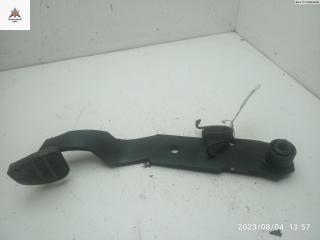 педаль тормоза Volkswagen Transporter T4 1995, 1.9 л., дизель, МКПП, белый, микроавтобус