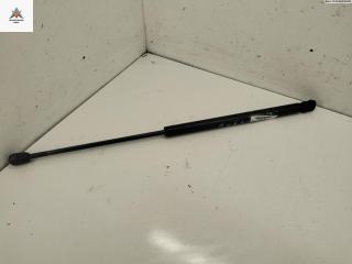 амортизатор крышки багажника (3-5 двери) Volkswagen Golf 3 поколение 1996, 1.6 л., бензин, МКПП, серый, хетчбэк 5 дв., 1H6827550A