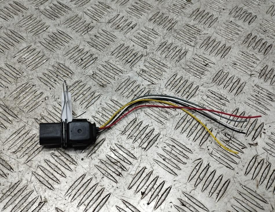 разъем (фишка) проводки BMW 5 E60/E61 2005, 2.5 л., бензин, АКПП, серый, универсал