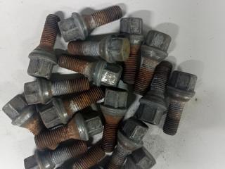 болт колесный BMW 3 серия E46 1999, 2.8 л., бензин, АКПП, серый, универсал