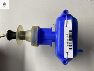 активатор замка багажника Audi 80 8C/B4 1995, 2.0 л., бензин, МКПП, синий, универсал, 893862153D