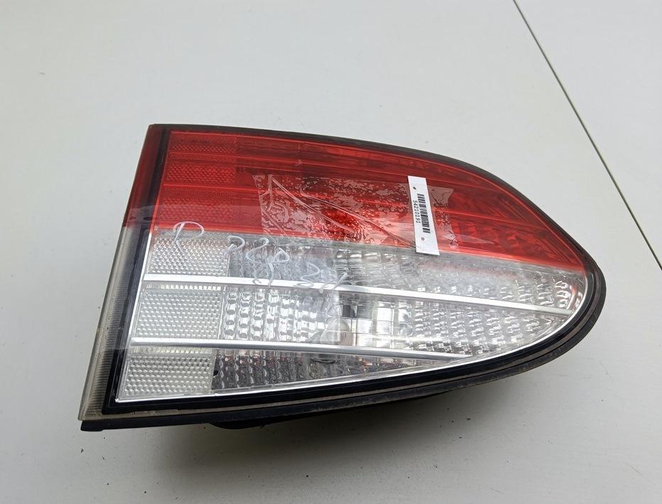 фонарь крышки багажника правый Hyundai H-1 Starex 2006, 2.5 л., дизель, МКПП, белый, минивэн, 924064A6