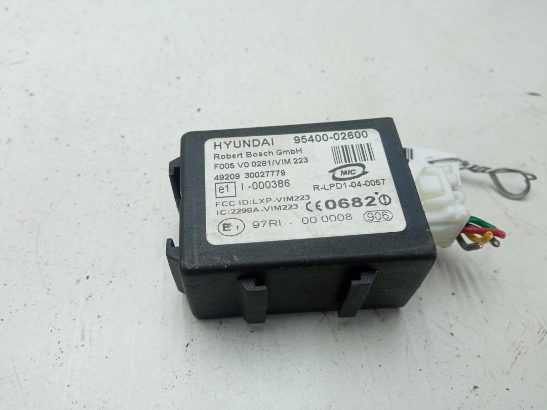 блок управления (другие) Hyundai Atos 2005, 1.1 л., бензин, МКПП, серый, хетчбэк 5 дв., 9540002600