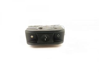кнопка открывания люка BMW 3 E46 2002, 2.0 л., бензин, МКПП, чёрный, универсал, 6097288