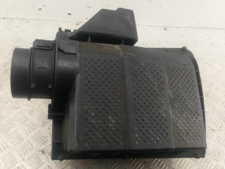корпус воздушного фильтра Land Rover Discovery 2006, 2.7 л., дизель, АКПП, красный, внедорожник 5 дв.