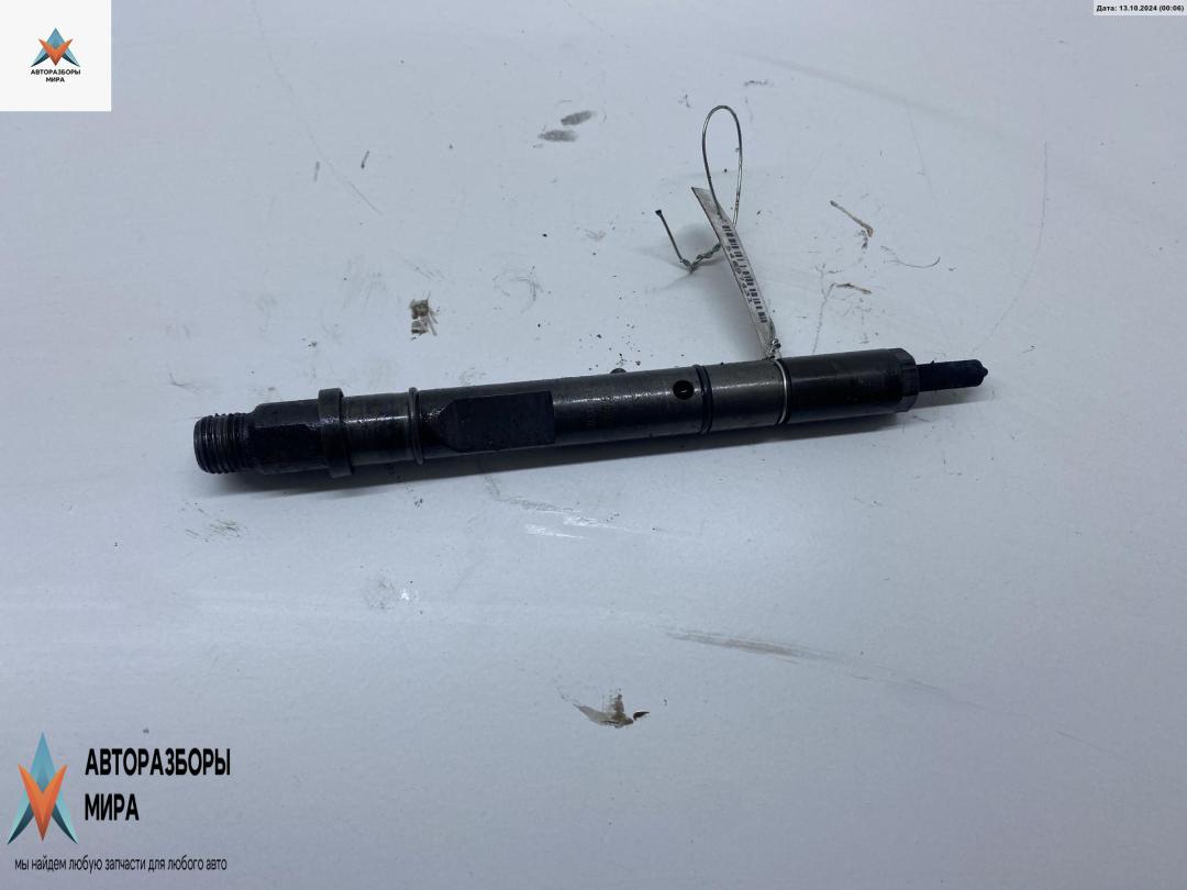 форсунка Audi A4 B6 2002, 2.5 л., дизель, АКПП, чёрный, универсал, 059130201F - фото №1