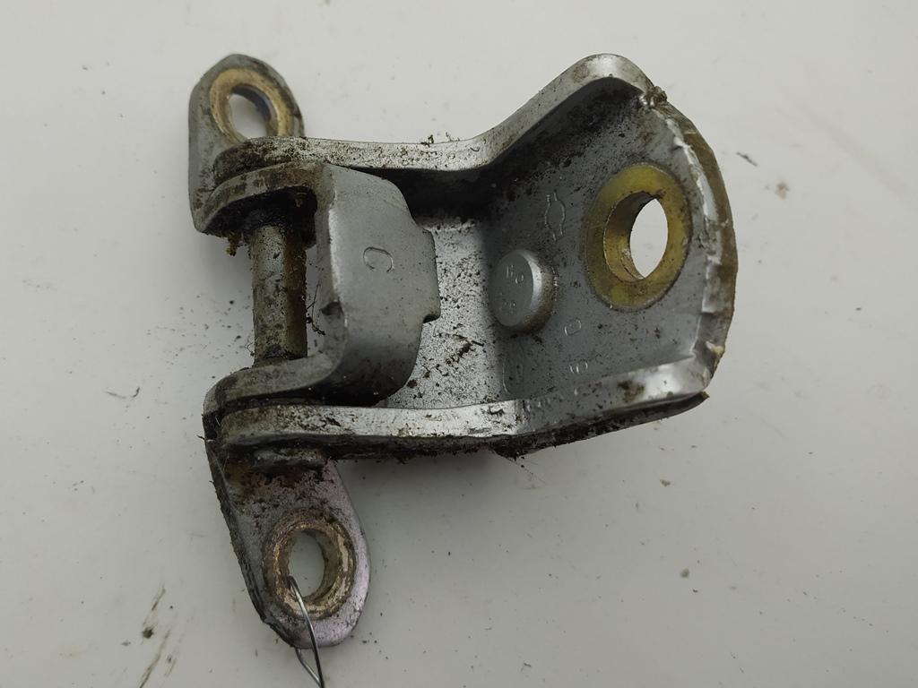 петля двери Nissan Almera N16 2000, серый, хетчбэк 5 дв.