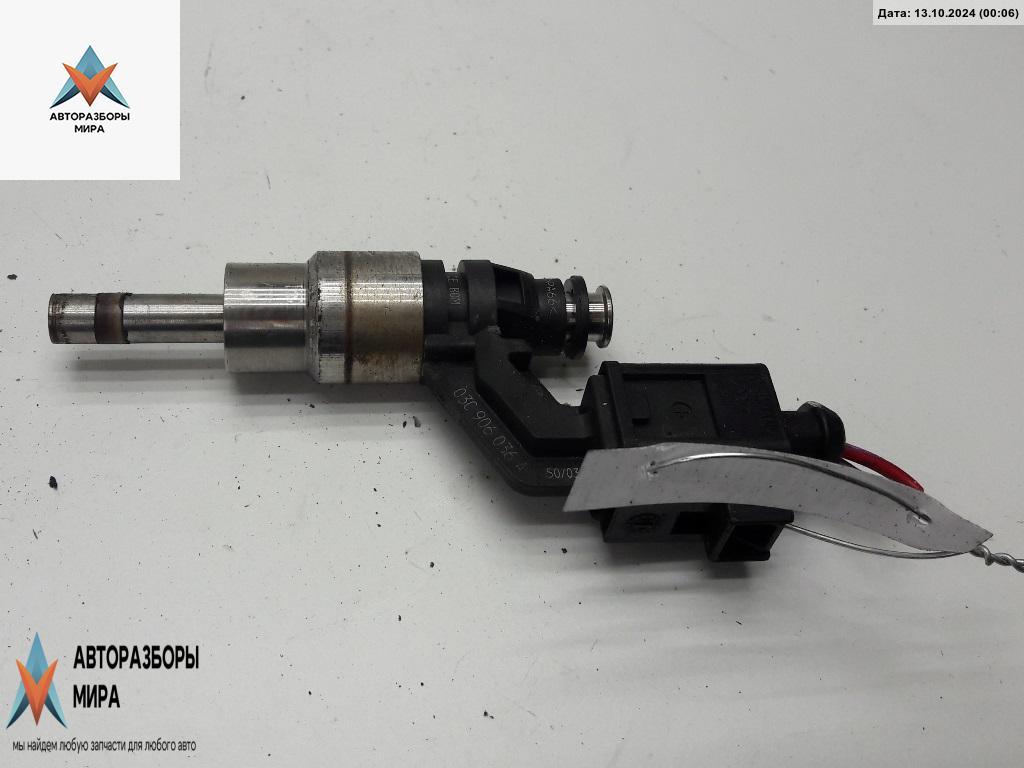 форсунка Volkswagen Touran 1 поколение 2004, 1.6 л., бензин, МКПП, синий, минивэн, 03C906036A - фото №1