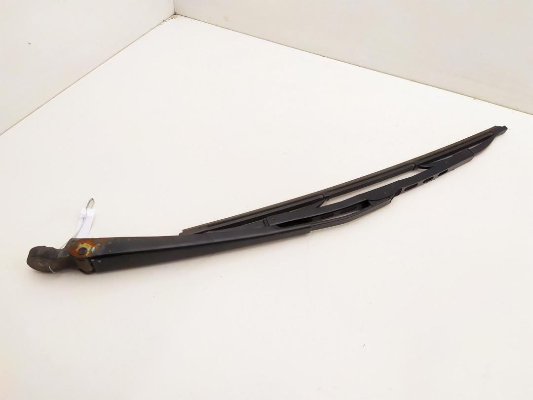 Щеткодержатель (поводок стеклоочистителя) задний Mercedes-Benz C W203 2002, 2.2 л., дизель, АКПП, красный, универсал, 2038201544