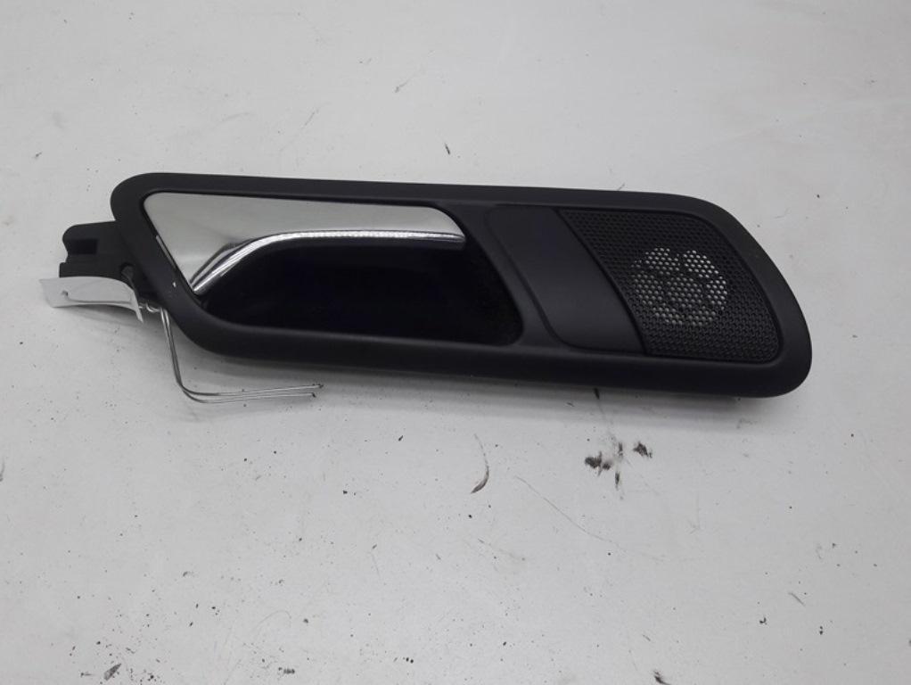 ручка внутренняя задняя правая Volkswagen Passat B6 2007, 1.9 л., дизель, МКПП, чёрный, универсал, 3C4839114
