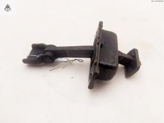 Ограничитель открывания двери задней Mercedes-Benz A-Класс W168 2000, минивэн, A1687300116