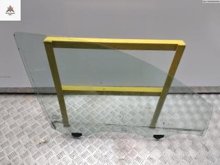 стекло двери передней правой Nissan Micra 4 поколение (K13) 2011, 1.2 л., бензин, АКПП, серый, хетчбэк 5 дв.