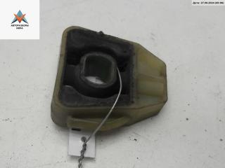кронштейн радиатора Volkswagen Golf 4 поколение 1998, 1.4 л., бензин, МКПП, чёрный, хетчбэк 3 дв., 1J0806157