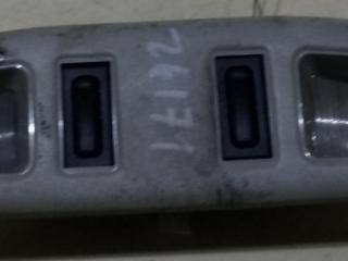 фонарь салона (плафон) Mitsubishi Carisma 1 поколение [рестайлинг] 1999, 1.8 л., бензин, АКПП, красный, хетчбэк 5 дв.