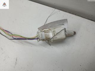 Датчик (включатель) стоп-сигнала Opel Agila 2 поколение (B) 2008, 1.3 л., дизель, МКПП, красный, хетчбэк 5 дв.