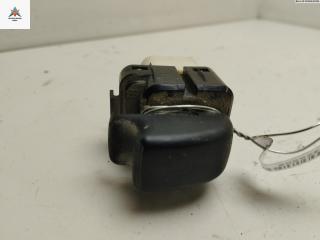 кнопка стеклоподъемника заднего левого Mitsubishi Space Wagon 3 поколение (Typ N50) 2003, 2.0 л., бензин, МКПП, серый, минивэн, 4415J31