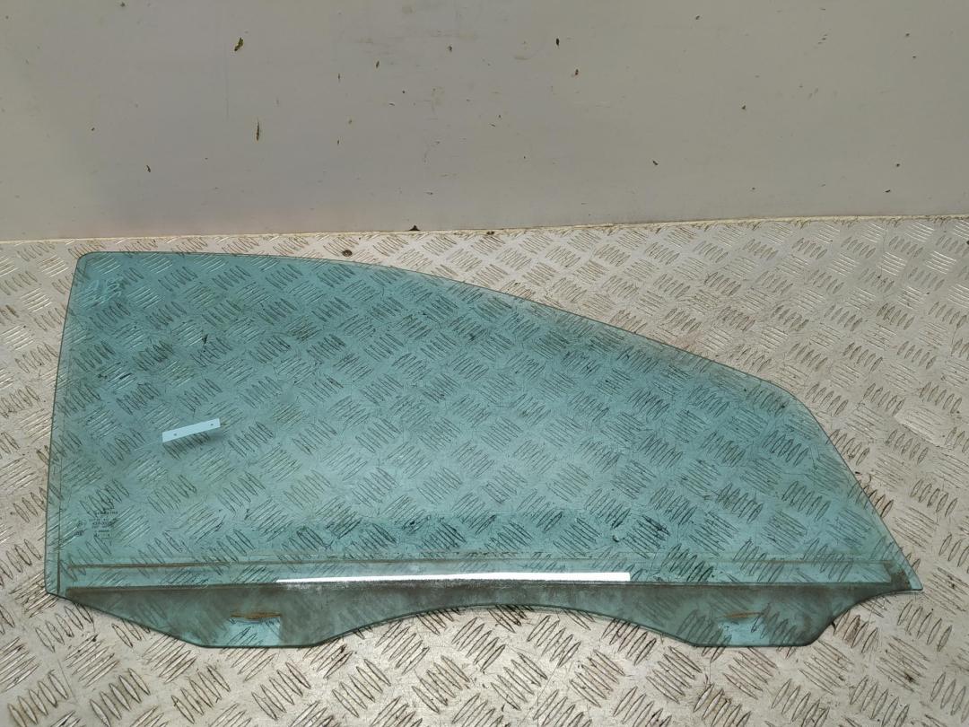 стекло двери передней правой Mercedes-Benz C W203 2003, 2.2 л., дизель, АКПП, серый, универсал