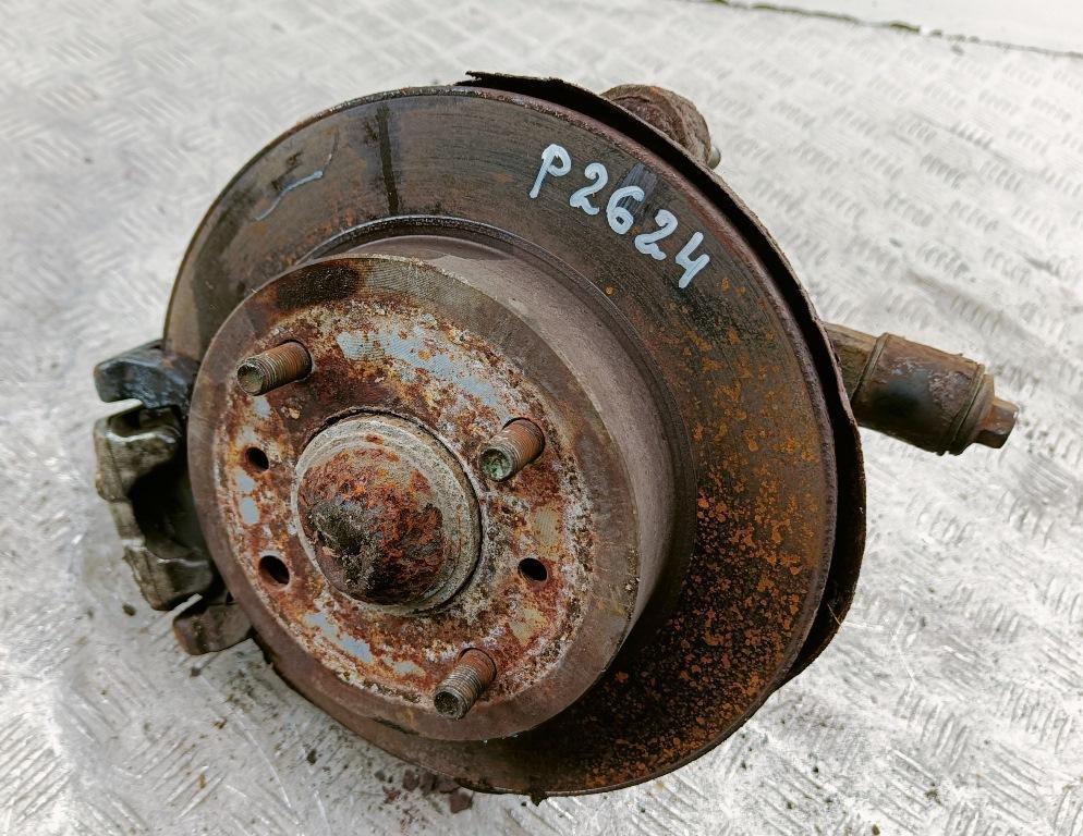 ступица задняя правая Nissan Primera P10 1993, 2.0 л., бензин, МКПП, зелёный, хетчбэк 5 дв.