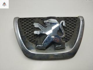 эмблема Peugeot 207 1 поколение 2007, 1.6 л., бензин, МКПП, синий, хетчбэк 3 дв., 96864156