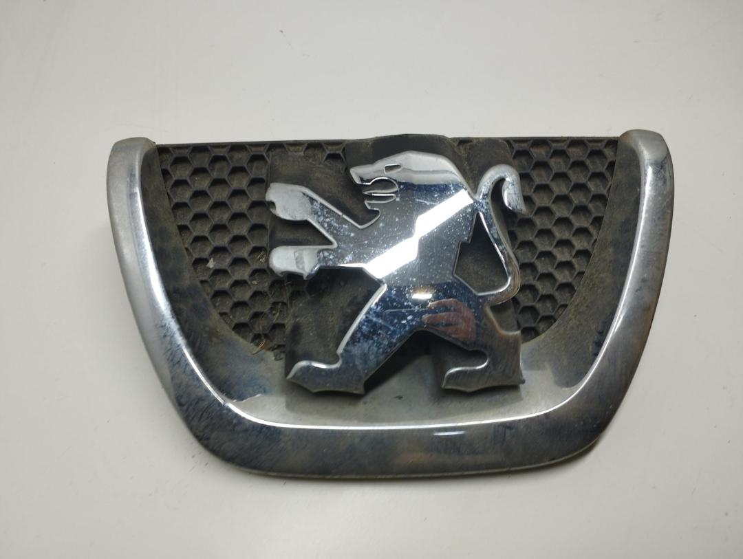 эмблема Peugeot 207 2007, 1.6 л., бензин, МКПП, синий, хетчбэк 3 дв., 96864156