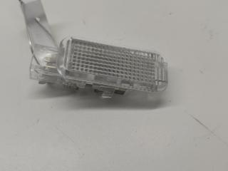 фонарь салона (плафон) Audi A6 C5 2000, 2.4 л., бензин, МКПП, серый, седан, 4B0947415