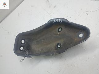 кронштейн КПП Opel Astra F [рестайлинг] 1994, 1.6 л., бензин, МКПП, красный, хетчбэк 5 дв.