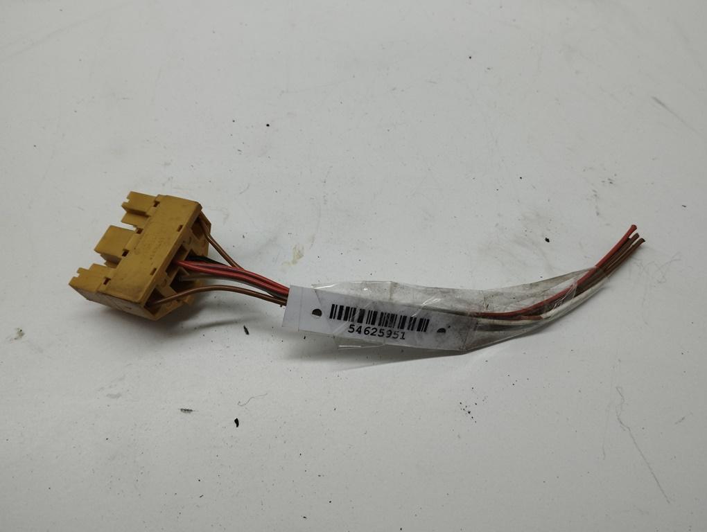 разъем (фишка) проводки Audi A4 B5 2001, 1.8 л., бензин, МКПП, серый, универсал, 443972995