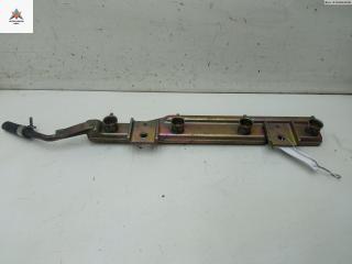 топливная рампа Nissan Primera P12 2002, 1.8 л., бензин, МКПП, зелёный, универсал