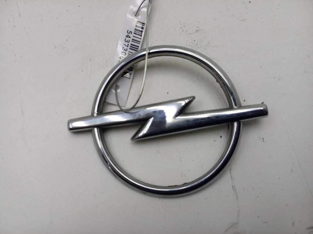 эмблема Opel Vectra B 2000, 1.6 л., бензин, МКПП, синий, седан, 09134491