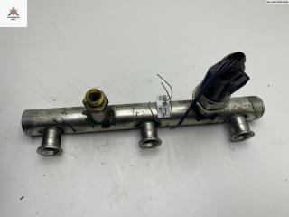 топливная рампа Audi A6 4F/C6 2006, 3.2 л., бензин, АКПП, синий, универсал, 06E130089B