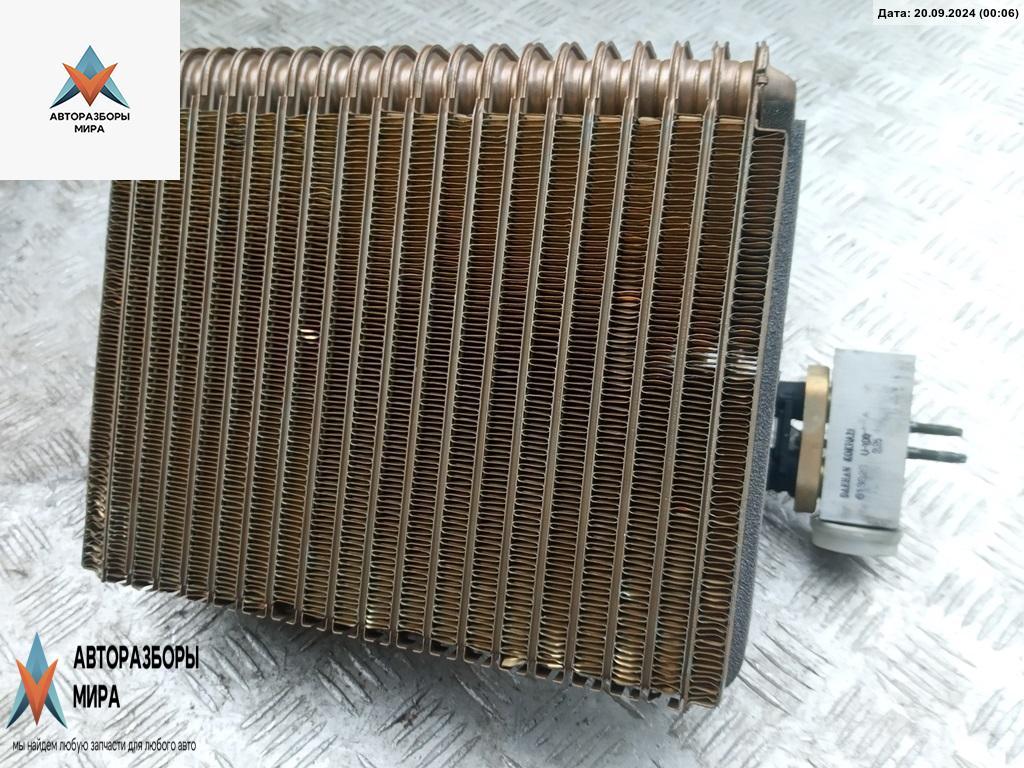 испаритель кондиционера Chevrolet Tacuma / Rezzo 2002, 2.0 л., бензин, МКПП, красный, минивэн - фото №1