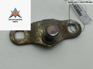 кронштейн (крепление) Ford Mondeo 2 поколение 1997, 1.6 л., i, бензин, МКПП, синий, универсал