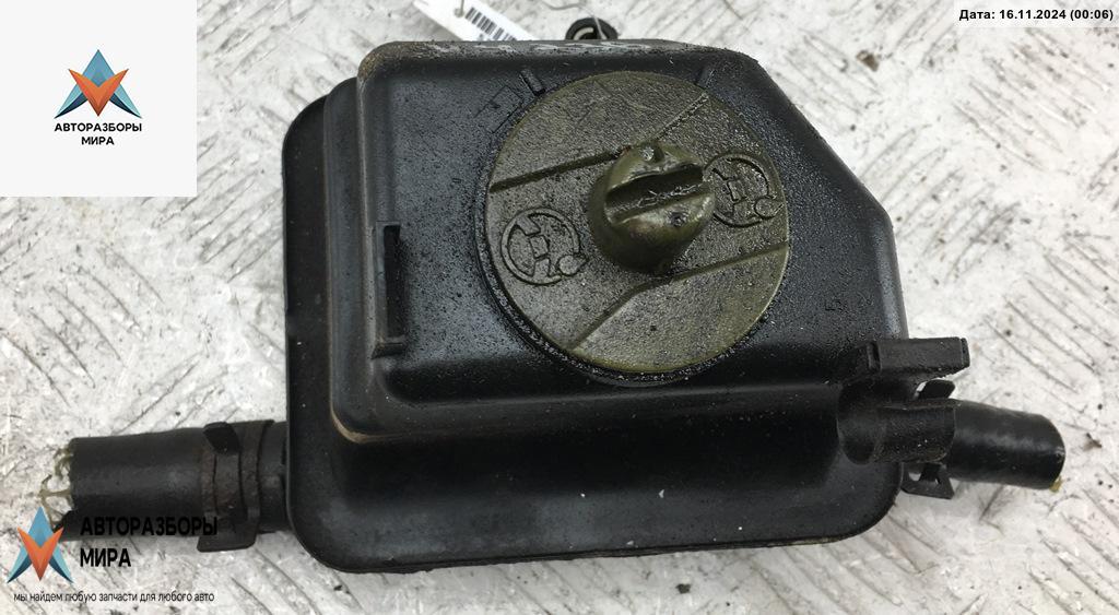 Бачок гидроусилителя Volkswagen Golf 4 поколение 2003, 1.4 л., бензин, 1J0422371C - фото №1