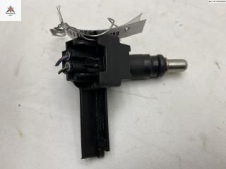 форсунка Audi A4 B6 2002, 2.0 л., бензин, АКПП, серый, седан, 06B133551T