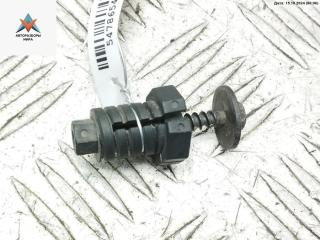 Болт крепления BMW 3 серия E36 [рестайлинг] 1999, 1.9 л., бензин, МКПП, чёрный, хетчбэк 3 дв.