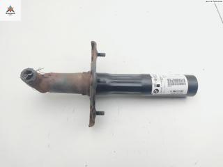 кронштейн заднего бампера BMW 3 серия E46 [рестайлинг] 2002, 2.5 л., бензин, МКПП, серый, седан, 7055335