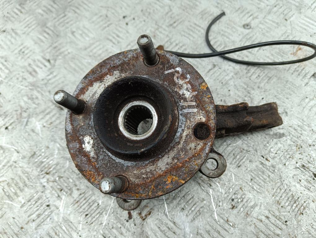 ступица передняя правая Nissan Almera N16 2005, 1.5 л., бензин, МКПП, чёрный, хетчбэк 5 дв.